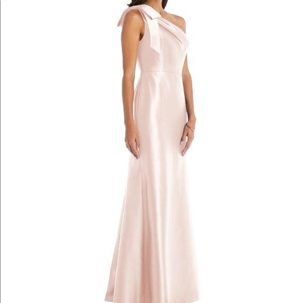 Alfred Sung D794 Bridesmaid Dress - in Blush